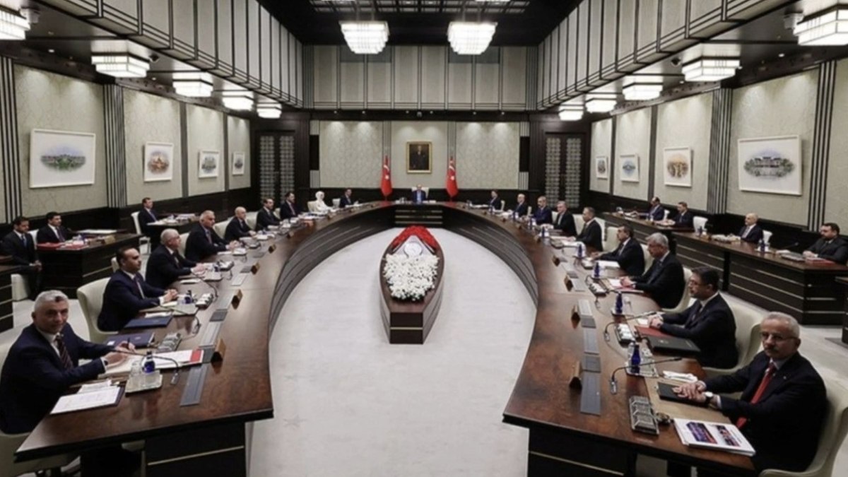 Kabine, Cumhurbaşkanı Erdoğan liderliğinde toplanıyor: Gündem İstanbul zelzelesi