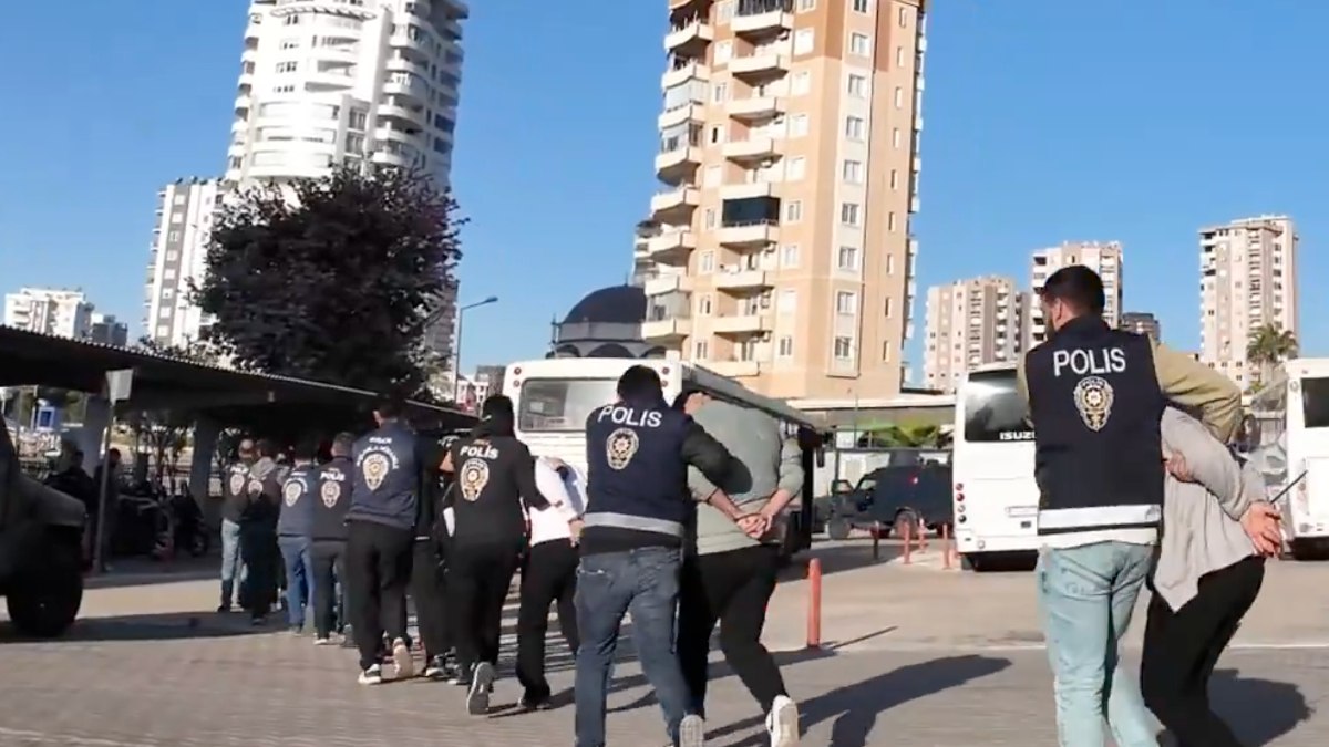 Mersin’de özel harekat ve ‘drone’ dayanaklı siber operasyonda 128 tutuklama